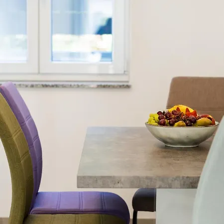 Sogi Biograd Na Moru