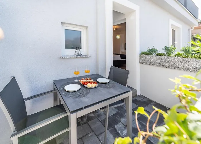 Appartement Sogi *