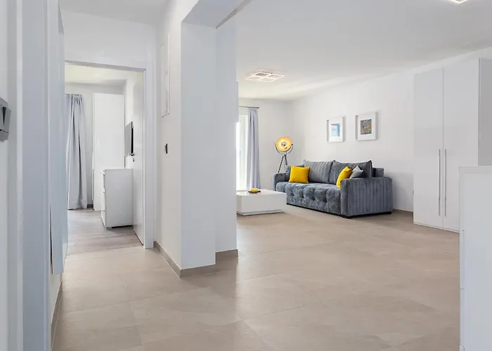 Sogi * Biograd Na Moru