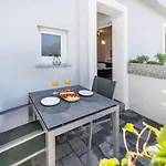 Apartman Sogi *