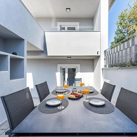 Apartment Sogi