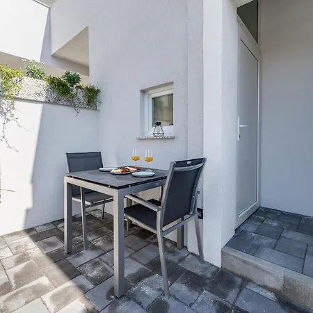 Sogi Apartment