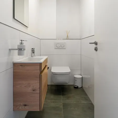 Sogi 比奥格勒·纳·莫鲁