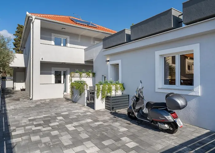 Sogi * Биоград-на-Мору